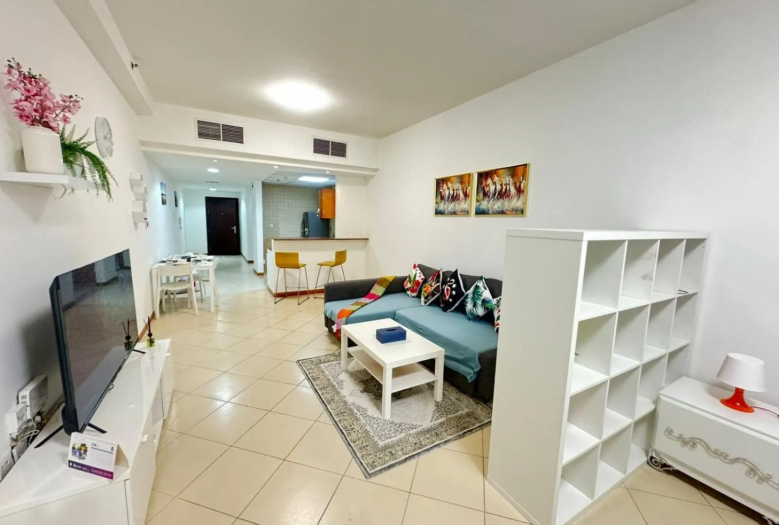 Spacious Studio Apartment In Dubai Marina Close To Metro And Beach